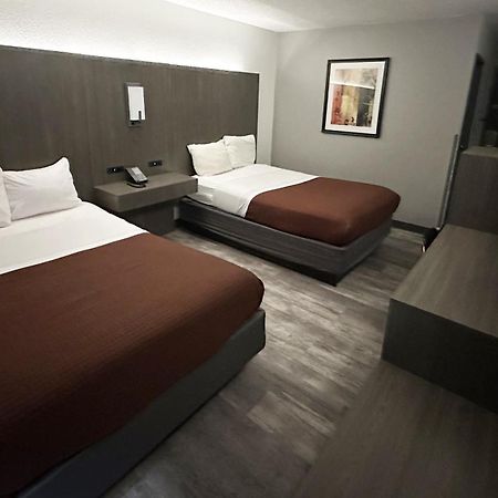 Magnuson Hotel Fort Wayne North - Coliseum Экстерьер фото