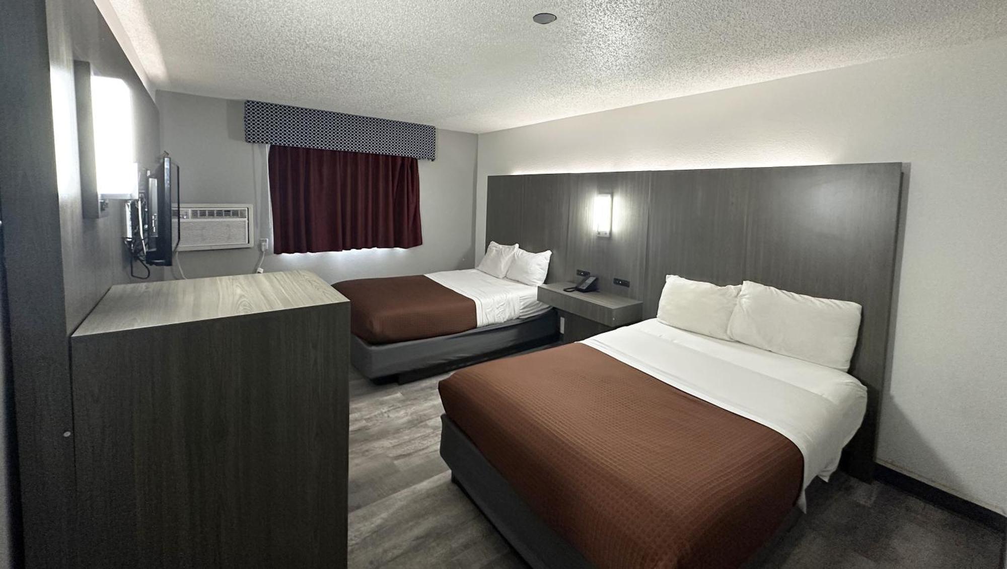 Magnuson Hotel Fort Wayne North - Coliseum Экстерьер фото