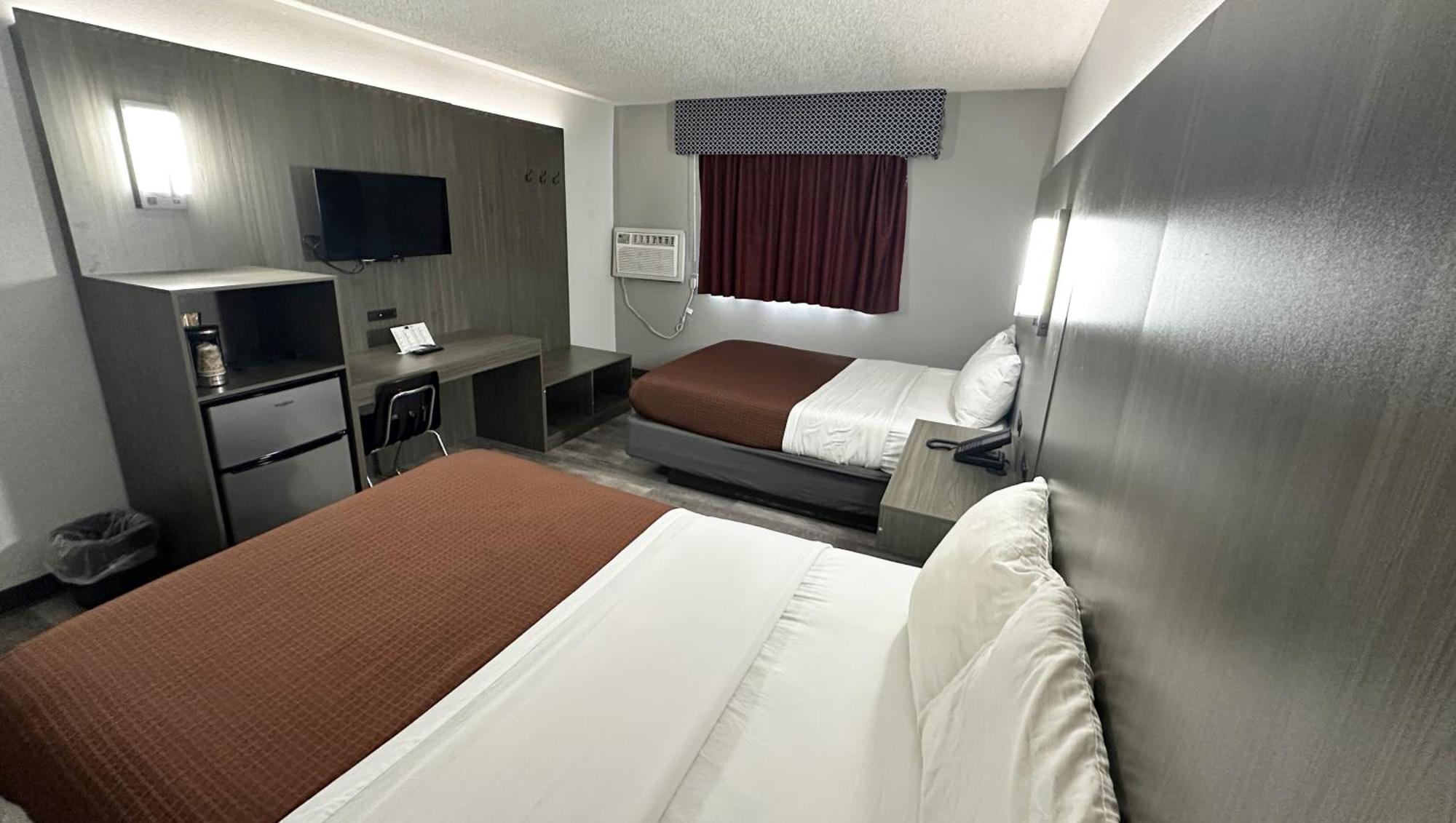 Magnuson Hotel Fort Wayne North - Coliseum Экстерьер фото